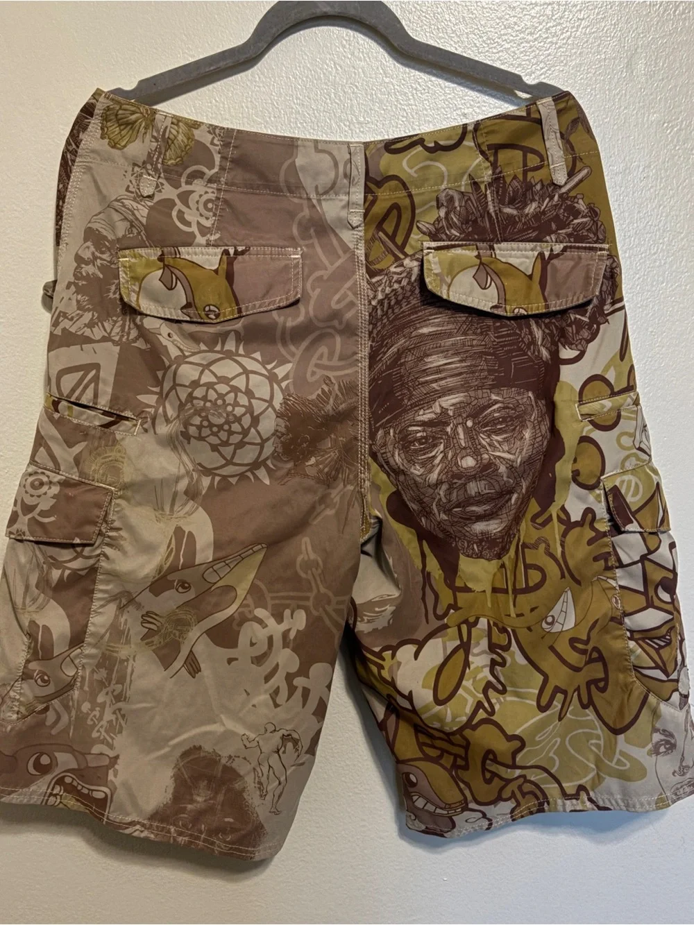 Reef Vintage AOP Tribal Graphic Green Brown Board Shorts 32 Retro Surf